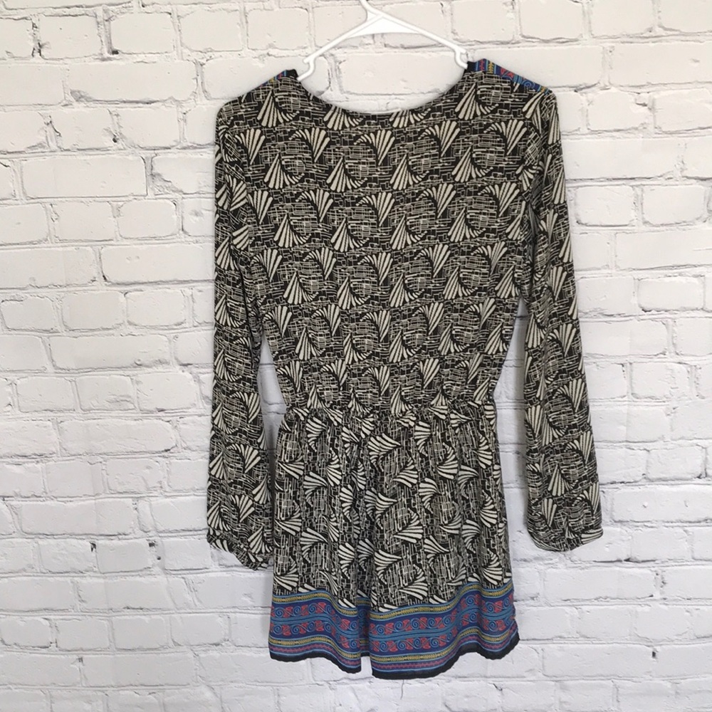 Abstract Romper - Picture 4 of 4